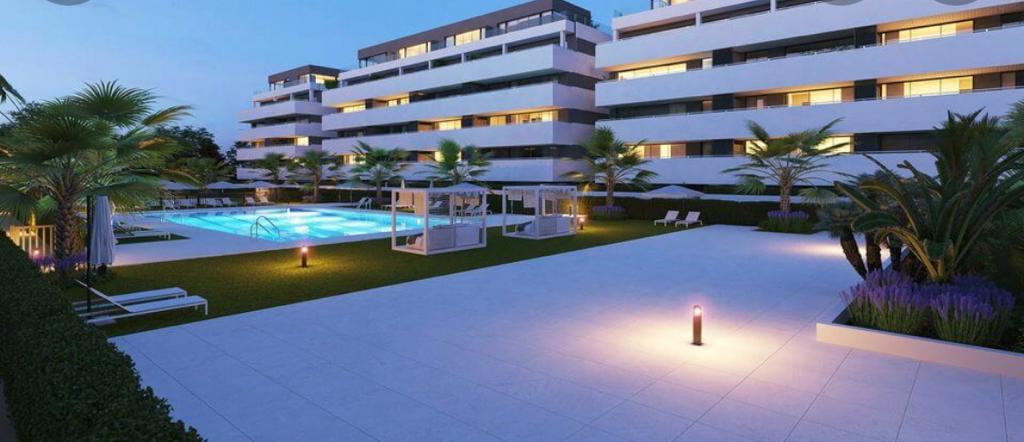 Te koop: luxe appartement in Los Alamos Málaga